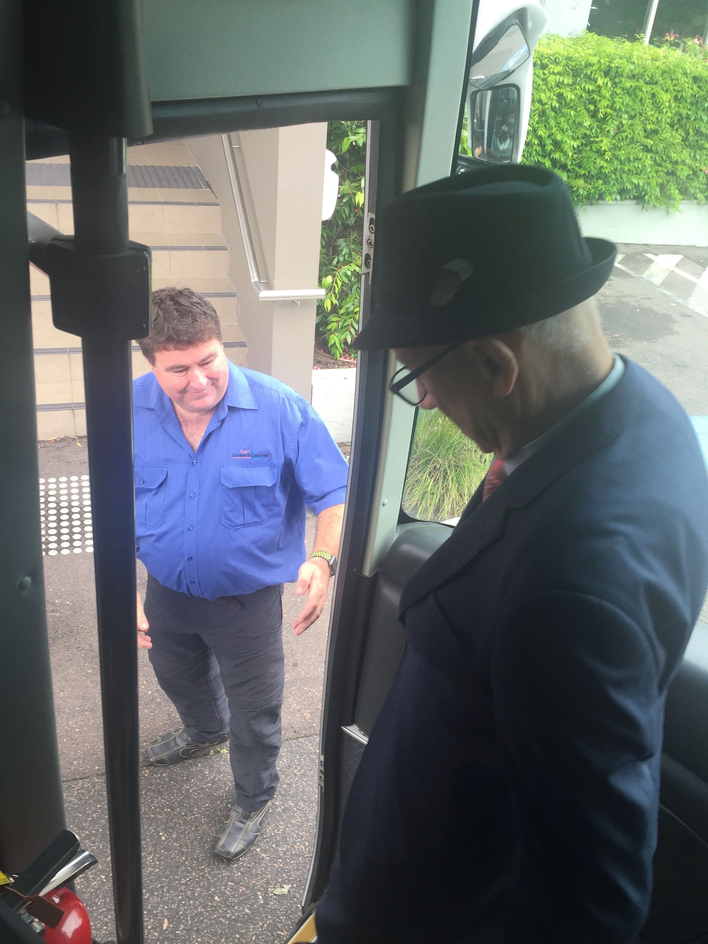 Wedding Transfers & School Formals Image -5a493f46ace9c